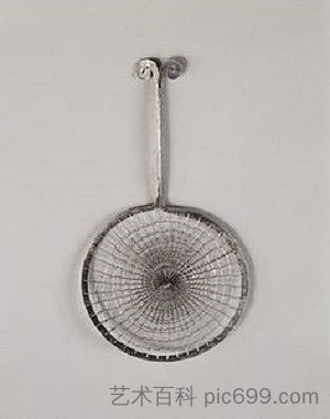 牛奶撇渣器 MILK SKIMMER (c.1940)，亚历山大·考尔德