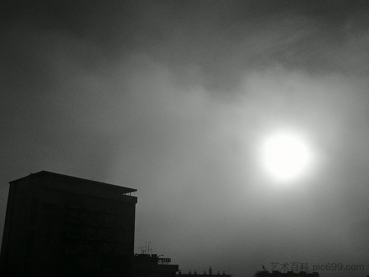 城市上空的晨雾 The morning fog above the city (2016; Karlovac,Croatia ),阿尔弗雷德·弗雷迪·克鲁帕