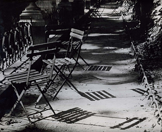 卢森堡花园， 巴黎 Jardin Du Luxembourg, Paris (1925)，安德烈·凯尔特斯