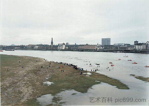 元旦游泳运动员 New Year's Day Swimmers (1988)，安德烈亚斯·古尔斯基