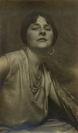 一个女人的肖像 Portrait of a Woman (1929)，安妮·布里格曼