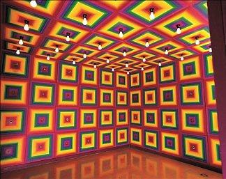 彩虹环境No.7：触觉彩虹室 Rainbow Environment No.7: Tactile Rainbow Room (1970)，哎呀��