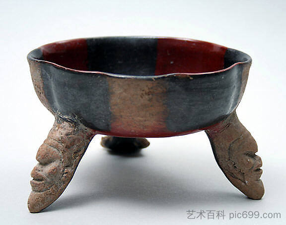 三脚架碗 Tripod Bowl，阿兹特克艺术