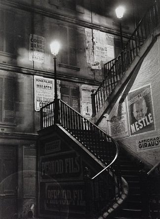 罗林街的楼梯 Staircase in the rue Rollin (1934)，布拉赛