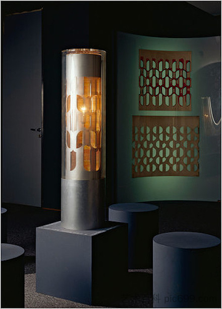 Dreammachine(与Ian Sommerville合作) Dreammachine (in collaboration with Ian Sommerville) (1962),布里翁·吉辛