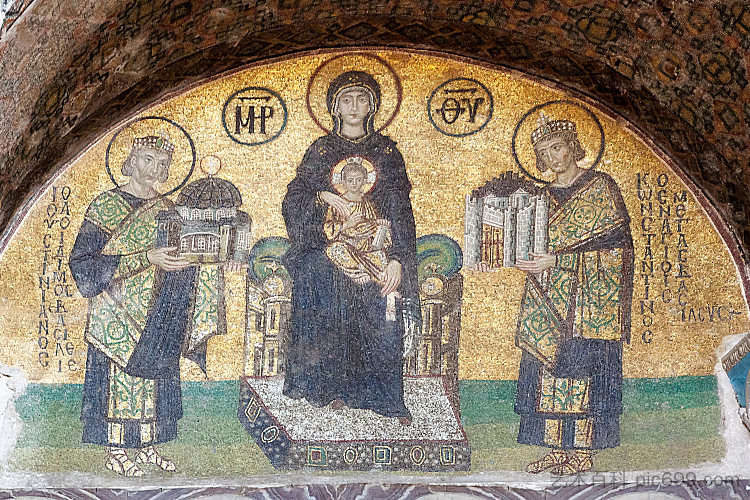 马赛克图标到圣索菲亚大教堂入口 Mosaic Icon up to the Hagia Sophia Entrance (c.1000)，拜占庭马赛克