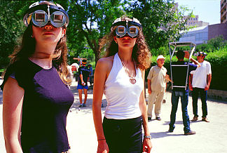 倒置眼镜 Upside-Down Glasses (2001)，卡斯滕·霍勒