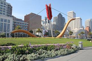 丘比特的跨度（与范布鲁根合作） Cupid’s Span (collaboration with van Bruggen) (2002)，克拉斯·欧登伯格