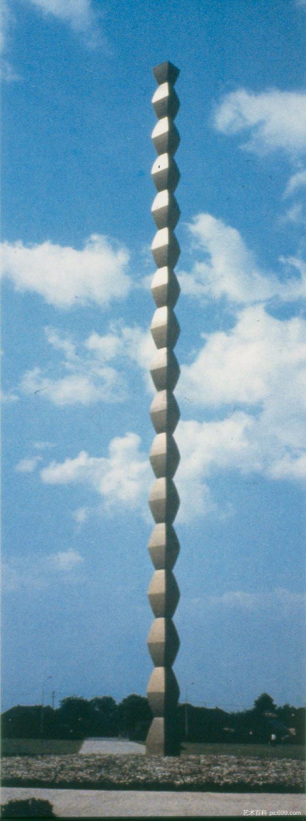 无尽的柱子 The Endless Column (1937)，康斯坦丁·布朗库西