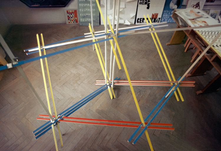 组件（三角形杆 I） Assembly (Triangulary Bars I) (1972)，康斯坦丁弗朗多