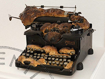面包面团对象打字机 Brotteigobjekt Schreibmaschine (1970)，达尼尔·斯波利