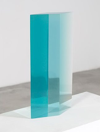 钻石柱， 蓝色 （细节） Diamond Column, Blue (detail) (1978)，德温·瓦伦廷