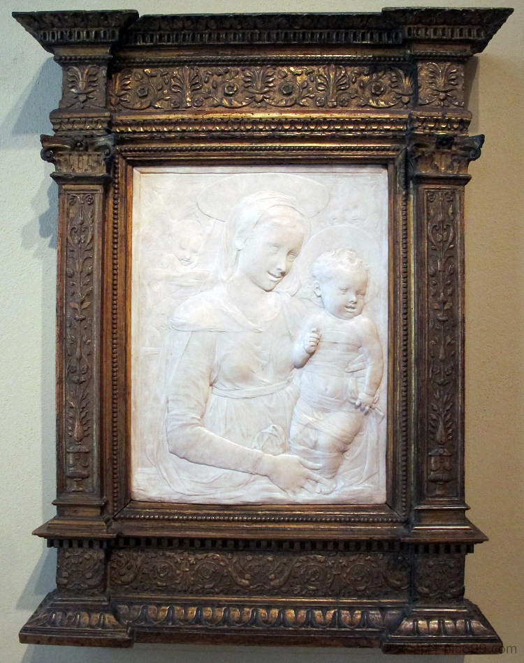 麦当娜和孩子 Madonna Col Bambino (c.1455 - c.1460)，Desiderio da Settignano