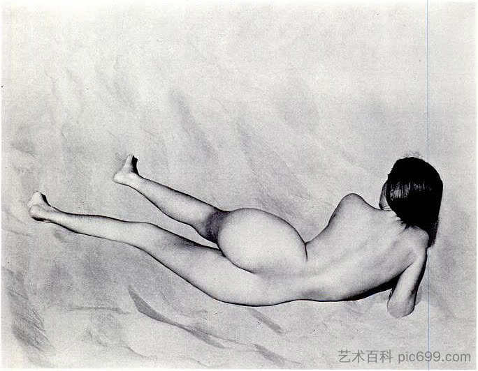 沙滩上的裸体，大洋洲 Nude on Sand, Oceano (1935)，爱德华·韦斯顿