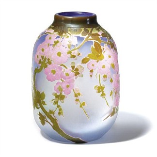 苹果花瓶 Apple Blossom Vase (1900)，艾米里·加利