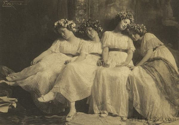 沉睡的少女 Slumbering Maidens (1900)，弗兰克·约根