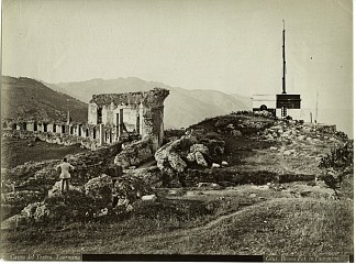 希腊剧院，陶尔米纳 The Greek Theater, Taormina (c.1880 – c.1889)，朱塞佩·布鲁诺