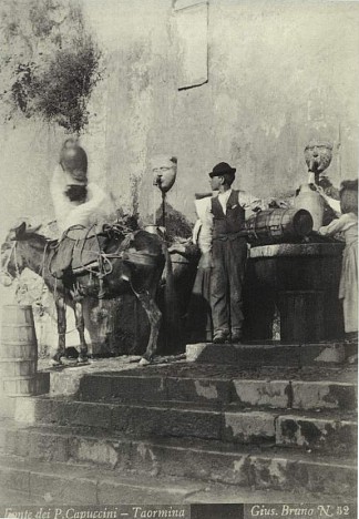 卡布奇尼喷泉 – 陶尔米纳 Cappuccini fountain – Taormina (c.1880 – c.1889)，朱塞佩·布鲁诺