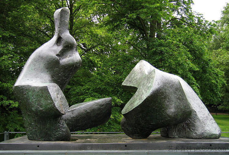 两件式斜倚图 5 Two Piece Reclining Figure No. 5 (1964; United Kingdom  )，亨利·摩尔