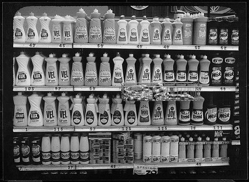 液体洗涤剂，不列颠哥伦比亚省温哥华 Liquid Detergent, Vancouver, British Columbia (1965)，Iain Baxter&