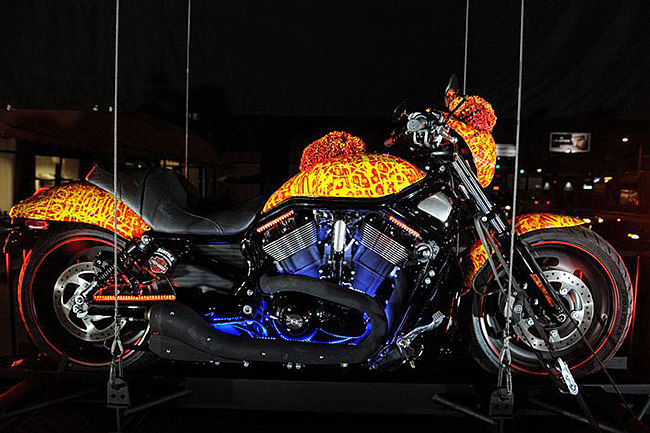 宇宙星舰哈雷 Cosmic Starship Harley (2009 - 2010; Los Angeles,California,United States  )，杰克·阿姆斯特朗