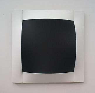 缩小差距 IV（黑色） Closing the Gap IV (black) (2011)，扬·马丁·沃斯库伊