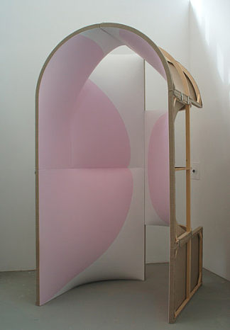 毫无意义的粉红色艺术之家 Pointless Pink House of Art (2011)，扬·马丁·沃斯库伊