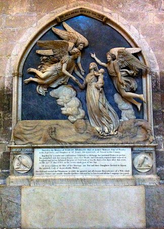 格洛斯特大教堂的莎拉·莫利纪念馆 Memorial to Sarah Morley in Gloucester Cathedral，约翰·弗拉克斯曼