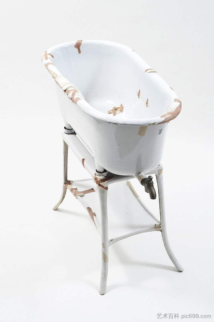 浴缸 Bathtub (1960 - 1977; Munich,Germany  )，约瑟夫·博伊斯