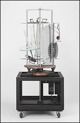 电动舞台的光道具（光空间调制器） Light Prop for an Electric Stage (Light-Space Modulator) (c.1929)，拉兹洛·莫霍利·纳吉