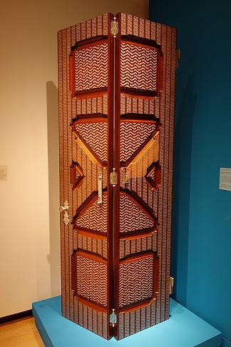 客厅双折门，马克吐温故居 Drawing Room Bifold Door, Mark Twain House (1881)，蒂凡尼