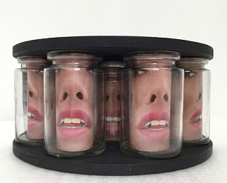 5个带脸的锅 5 Pots with Faces (1966)，布达埃尔