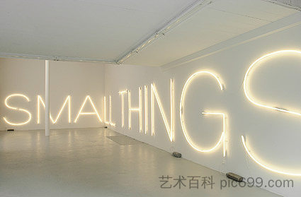 第275号作品（小事） Work No. 275 (Small Things) (2003)，马丁·克里德