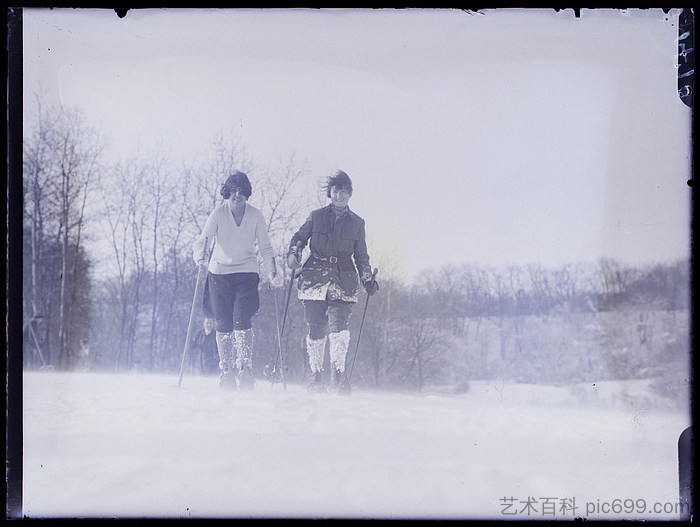 女子双人越野滑雪 Two women cross-country skiing (1928)，马丁·蒙卡奇