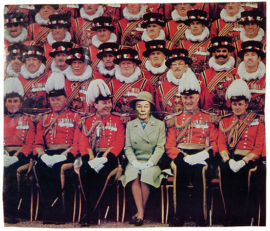 荒谬的肖像（英国女王伊丽莎白二世） Ridiculous Portrait (Queen Elizabeth II) (1972)，梅·威尔森