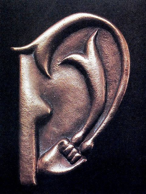 贾科梅蒂的耳朵 Giacometti's Ear (1933)，梅拉·奥本海姆