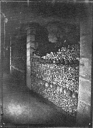 巴黎地下墓穴 Catacombes De Paris (1861)，菲利克斯·纳达尔