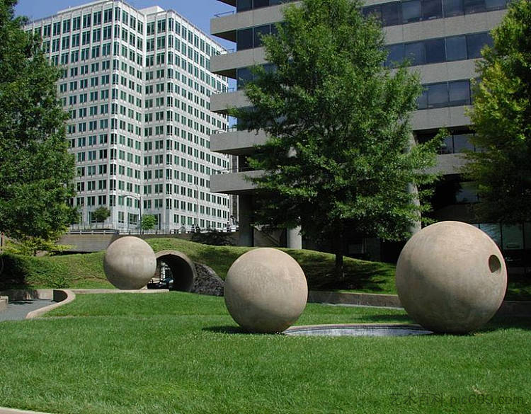 暗星公园 Dark Star Park (1984; Rosslyn,Virginia,United States ),南锡·霍尔特