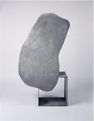 马格里特之石 Magritte’s Stone (1983)，野口勇