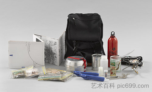 无题（背包安装） Untitled (Rucksack Installation) (1993)，里克里特·蒂拉瓦尼亚