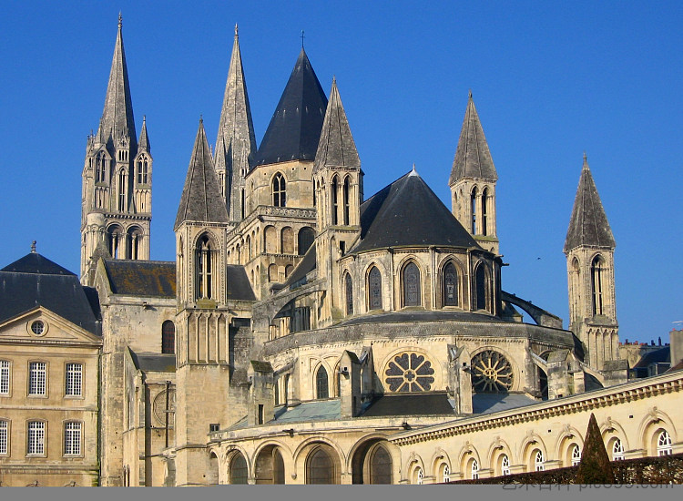 圣艾蒂安修道院，法国卡昂 Abbey of Saint Étienne, Caen, France (1063)，罗马式建筑