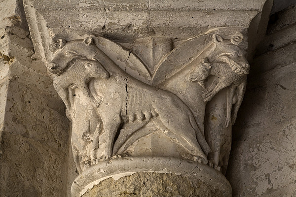 首都，法国莫瓦萨克修道院 Capital, Moissac Abbey, France (c.1060)，罗马式建筑