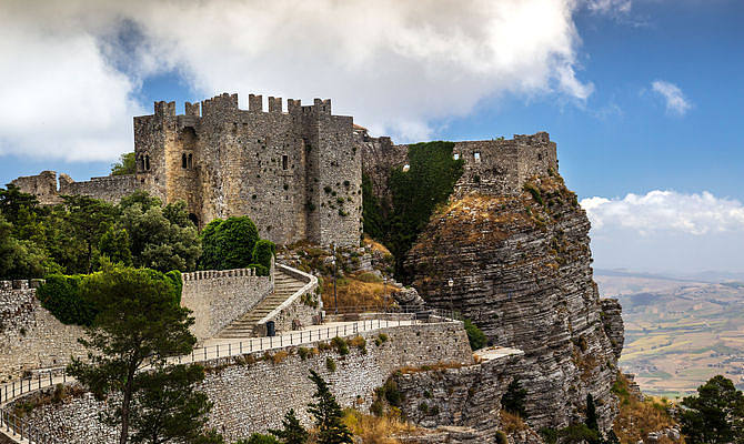 维内雷城堡，意大利埃里切 Castello Di Venere, Erice, Italy (c.1150)，罗马式建筑