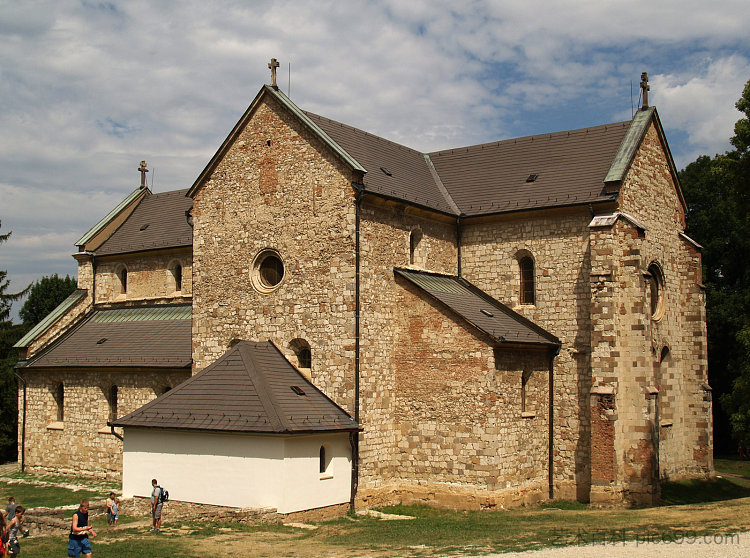 西多会修道院，匈牙利贝拉帕法尔瓦 Cistercian Abbey, Belapatfalva, Hungary (1232)，罗马式建筑