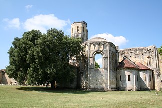 大索夫修道院， 法国 Grande Sauve Abbey, France (1079)，罗马式建筑