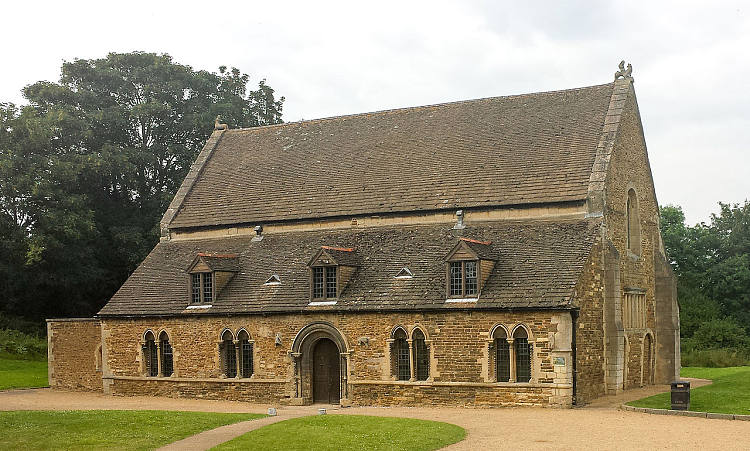 奥克汉姆城堡大厅，英格兰 Great Hall of Oakham Castle, England (1190)，罗马式建筑