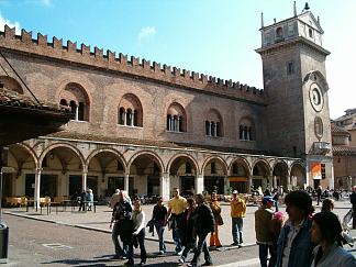 德拉拉久内宫，意大利曼图亚 Palazzo Della Ragione, Mantua, Italy (c.1250)，罗马式建筑