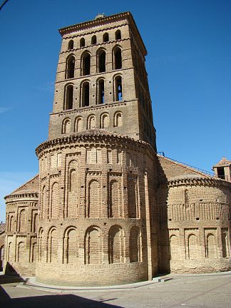 西班牙萨阿贡的圣洛伦索教堂 San Lorenzo Church in Sahagún, Spain (c.1110)，罗马式建筑