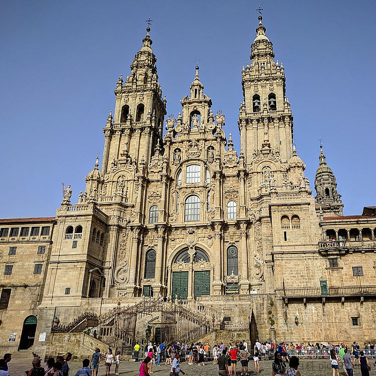 圣地亚哥德孔波斯特拉大教堂，西班牙 Santiago De Compostela Cathedral, Spain (1075 - 1211)，罗马式建筑