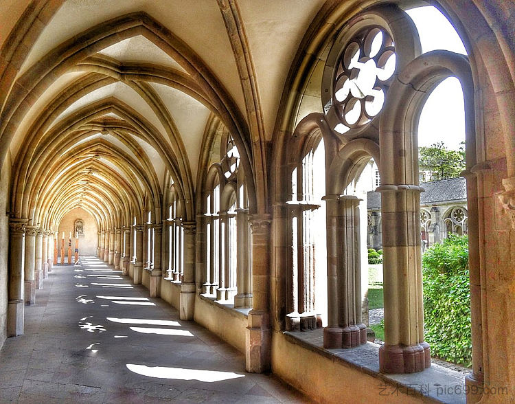 特里尔大教堂，德国 Trier Cathedral,Germany (c.1020 - c.1200)，罗马式建筑